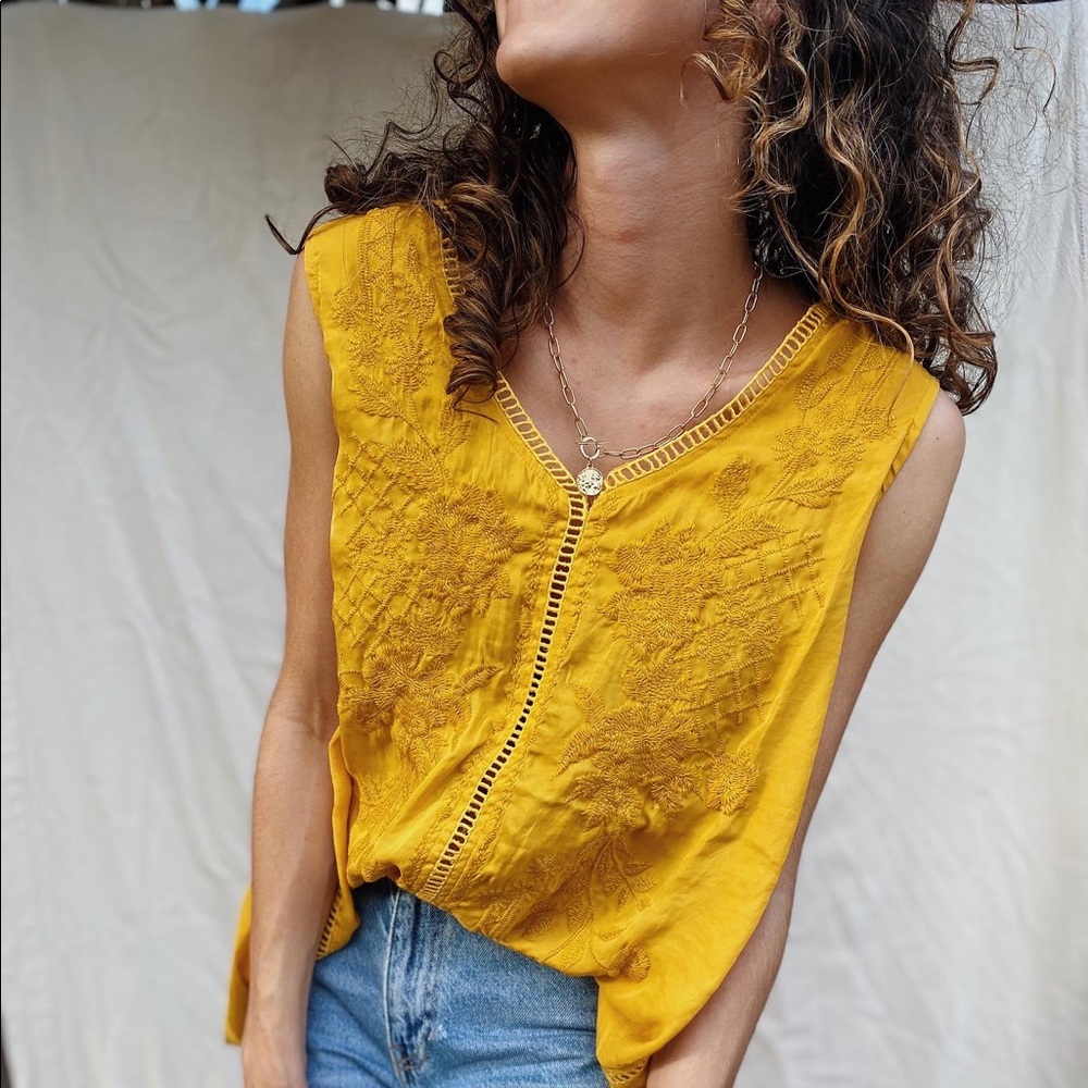 NWT Embroidered silk top handmade in India 💛